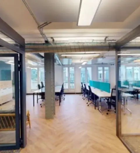 Bureau 101 m² – Paris (75010)