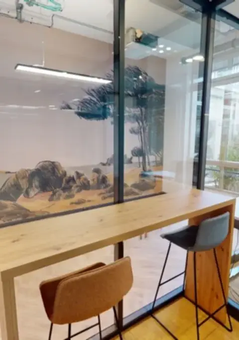 Bureau 101 m² – Paris (75010)