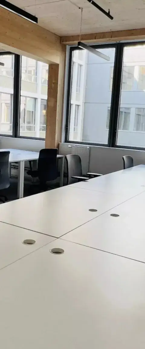 Bureau 184 m² – Saint-Denis (93210)