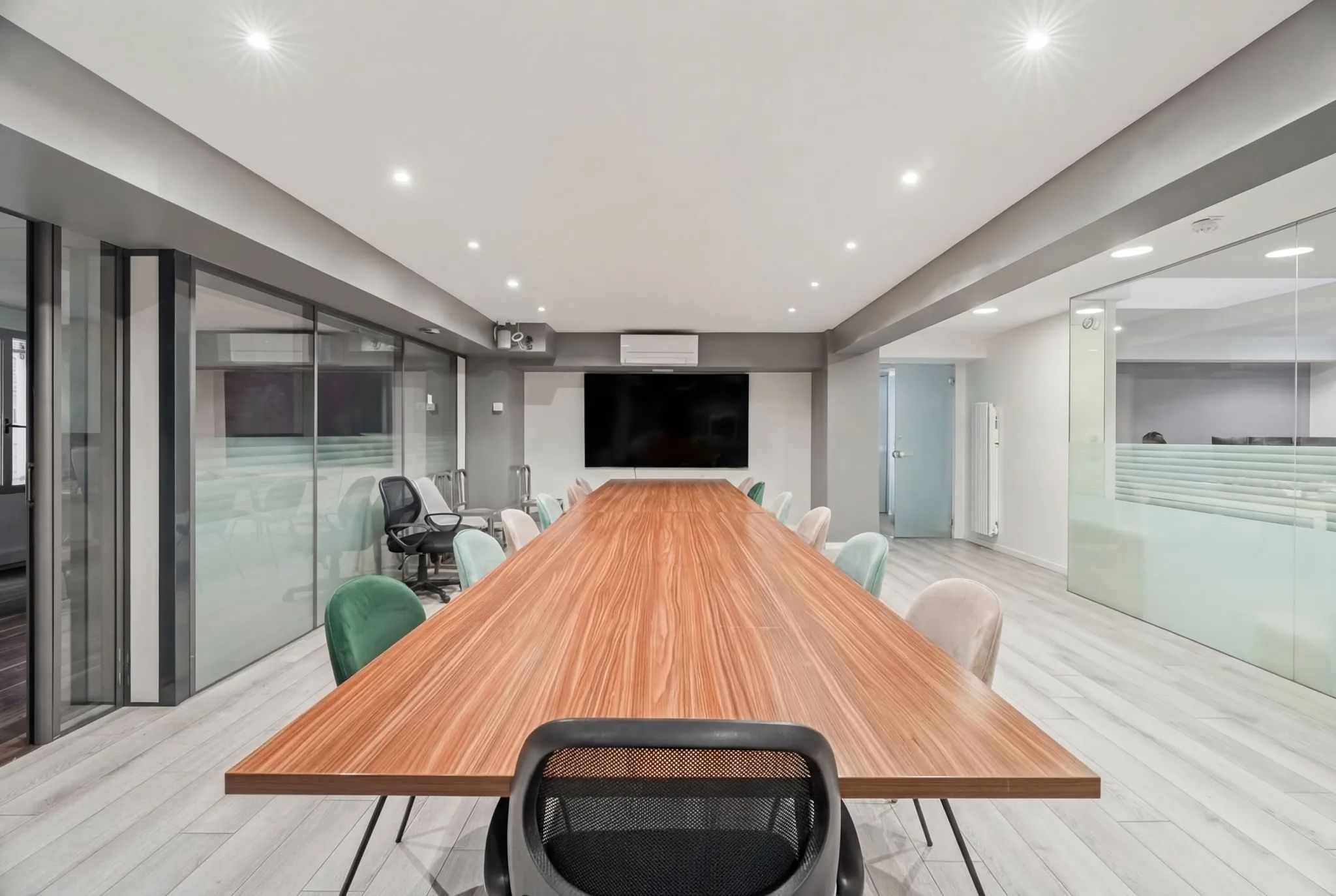 Bureau 103 m² – Paris (75015)