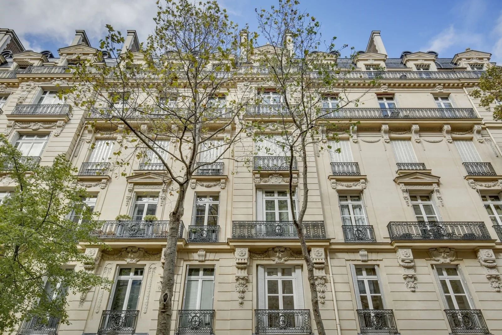 Bureau 435 m² – Paris (75016)