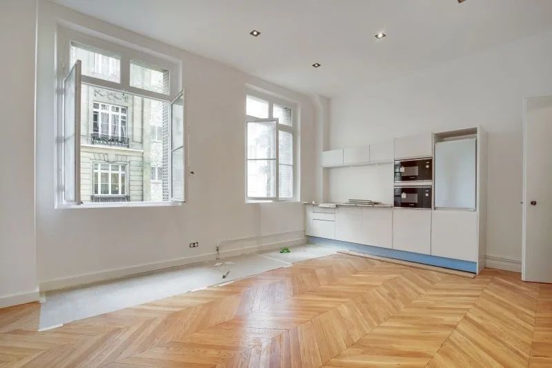 Bureau 435 m² – Paris (75016)