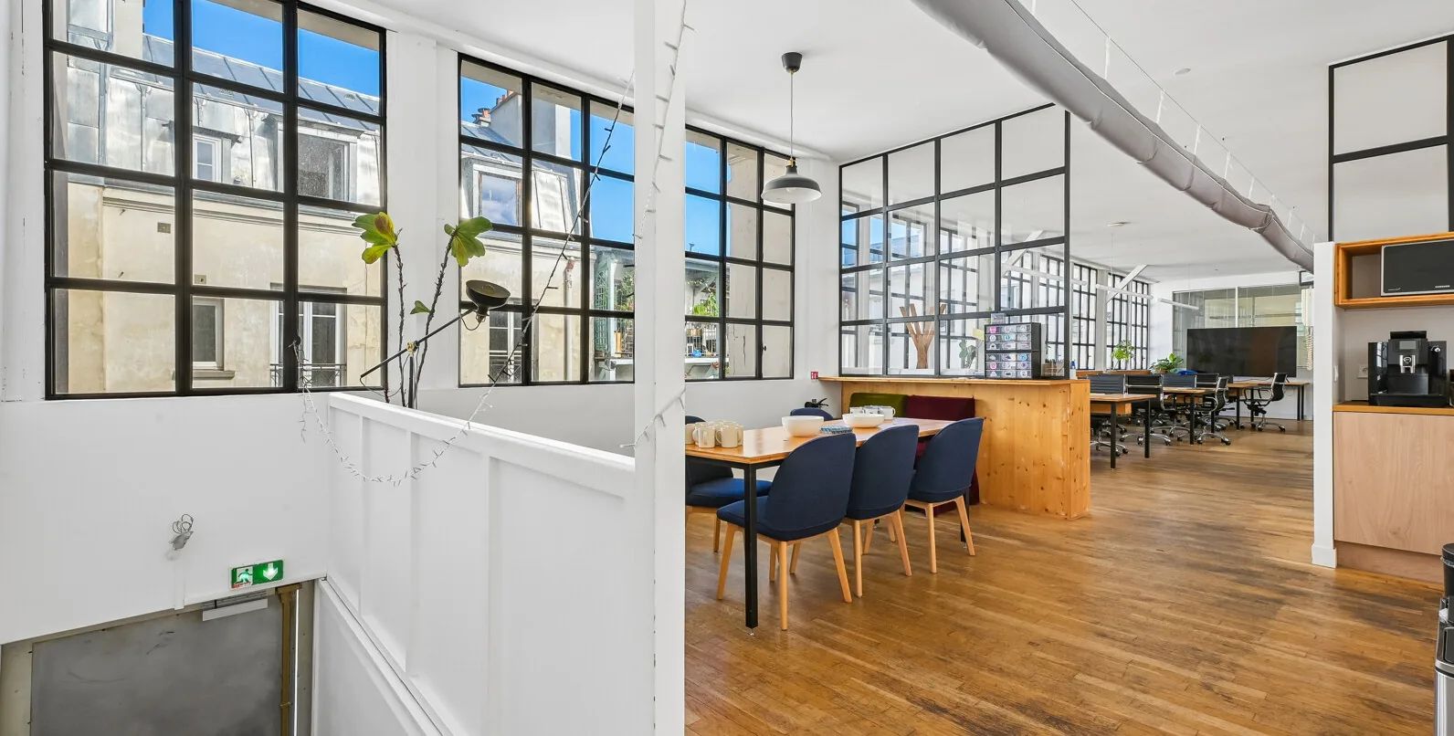 Bureau 300 m² – Paris (75011)