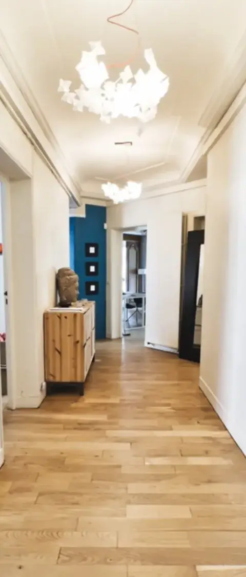 Bureau 151 m² – Paris (75003)