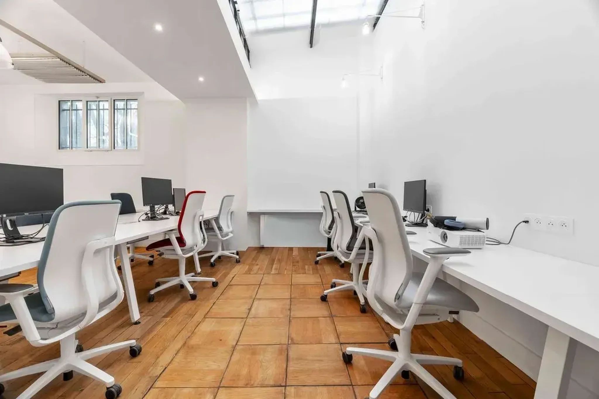 Coworking 70 m² – Paris (75010)