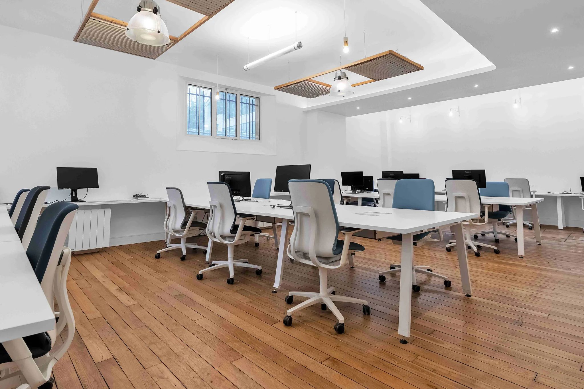 Coworking 70 m² – Paris (75010)
