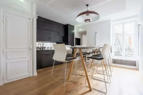 Bureau 250 m² – Paris (75010)