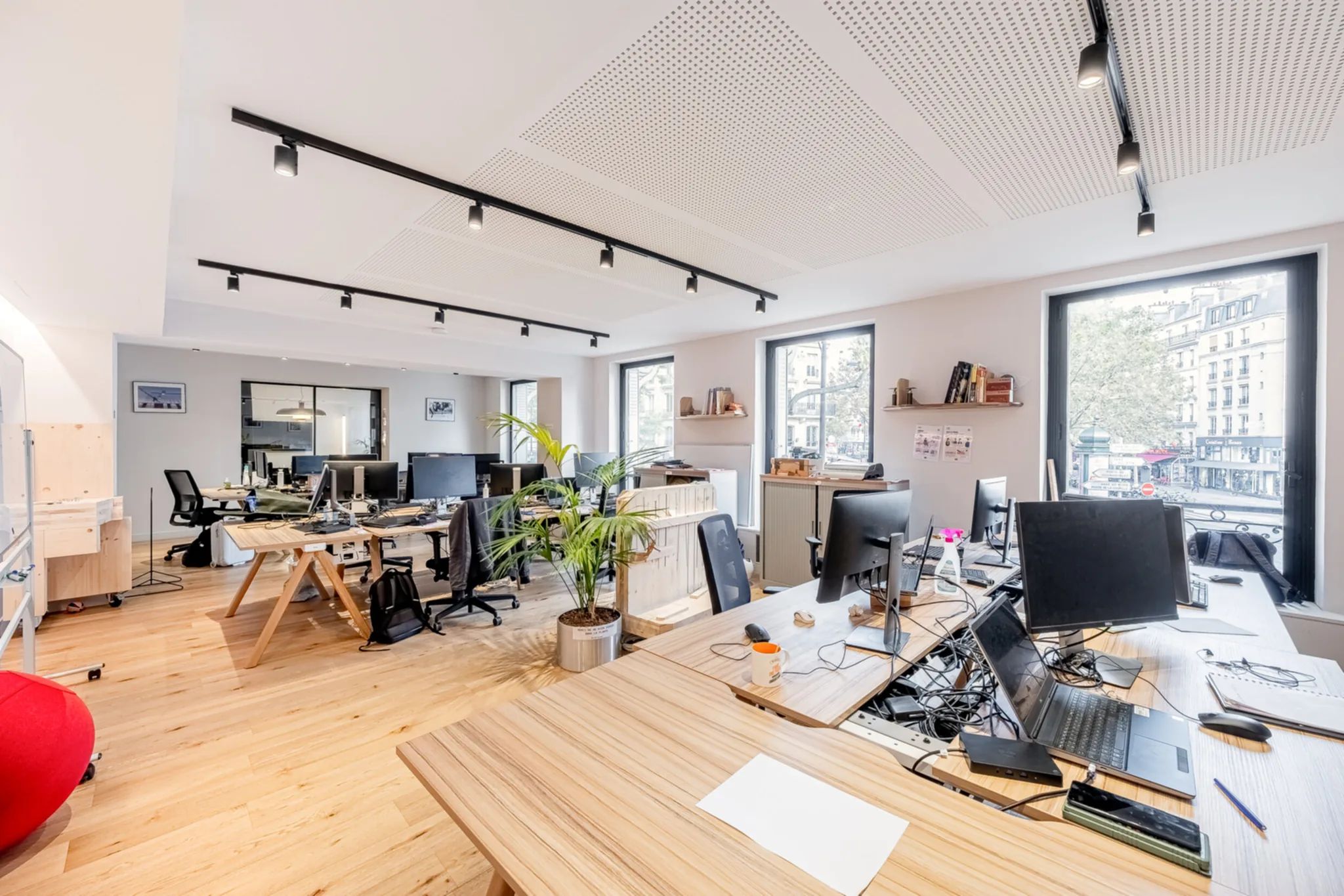 Bureau 250 m² – Paris (75010)