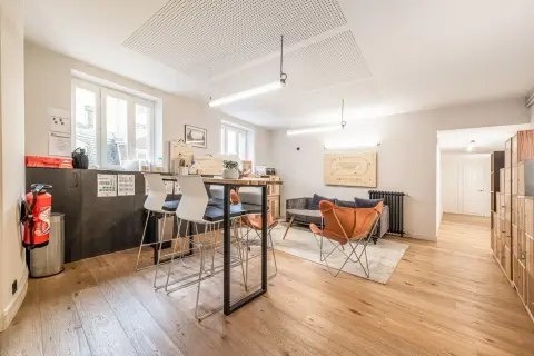 Bureau 250 m² – Paris (75010)