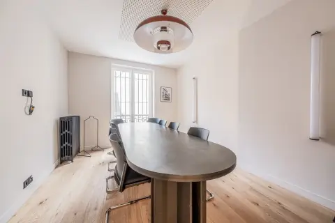 Bureau 250 m² – Paris (75010)