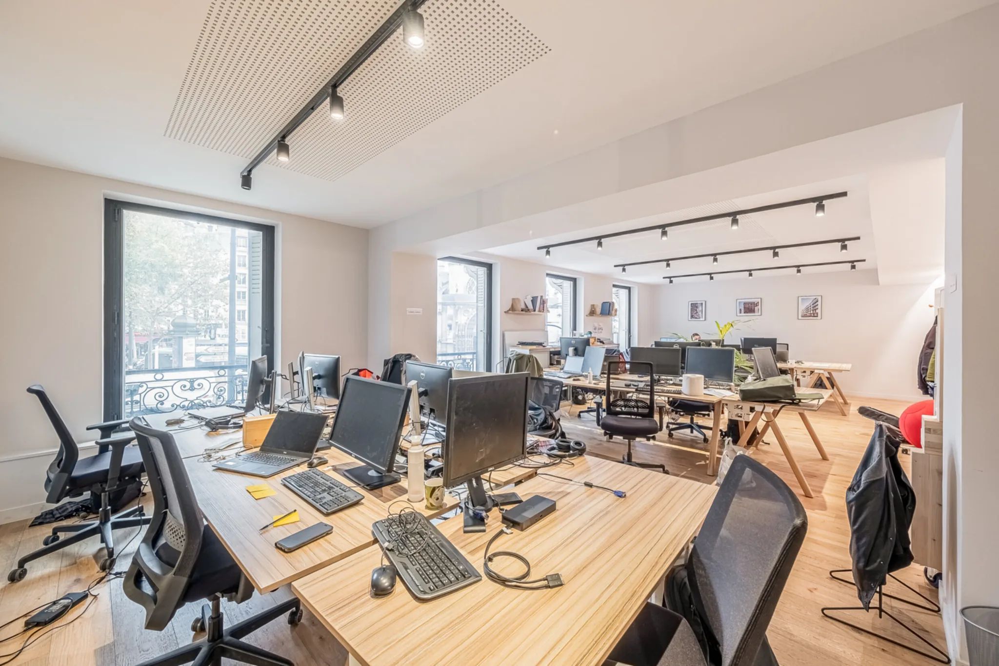 Bureau 250 m² – Paris (75010)