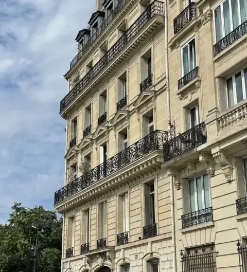 Bureau 20 m² – Paris (75008)