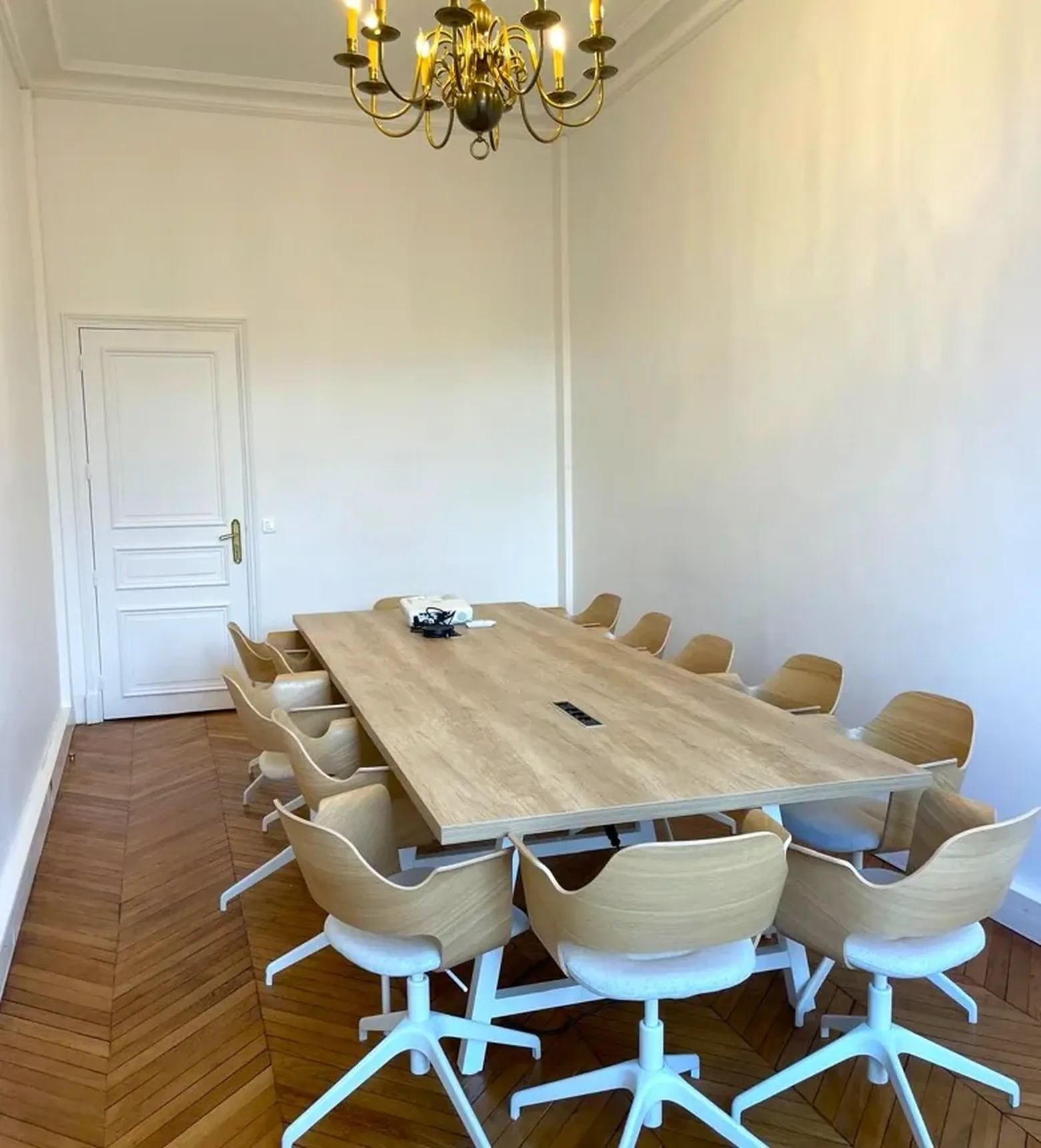 Bureau 20 m² – Paris (75008)