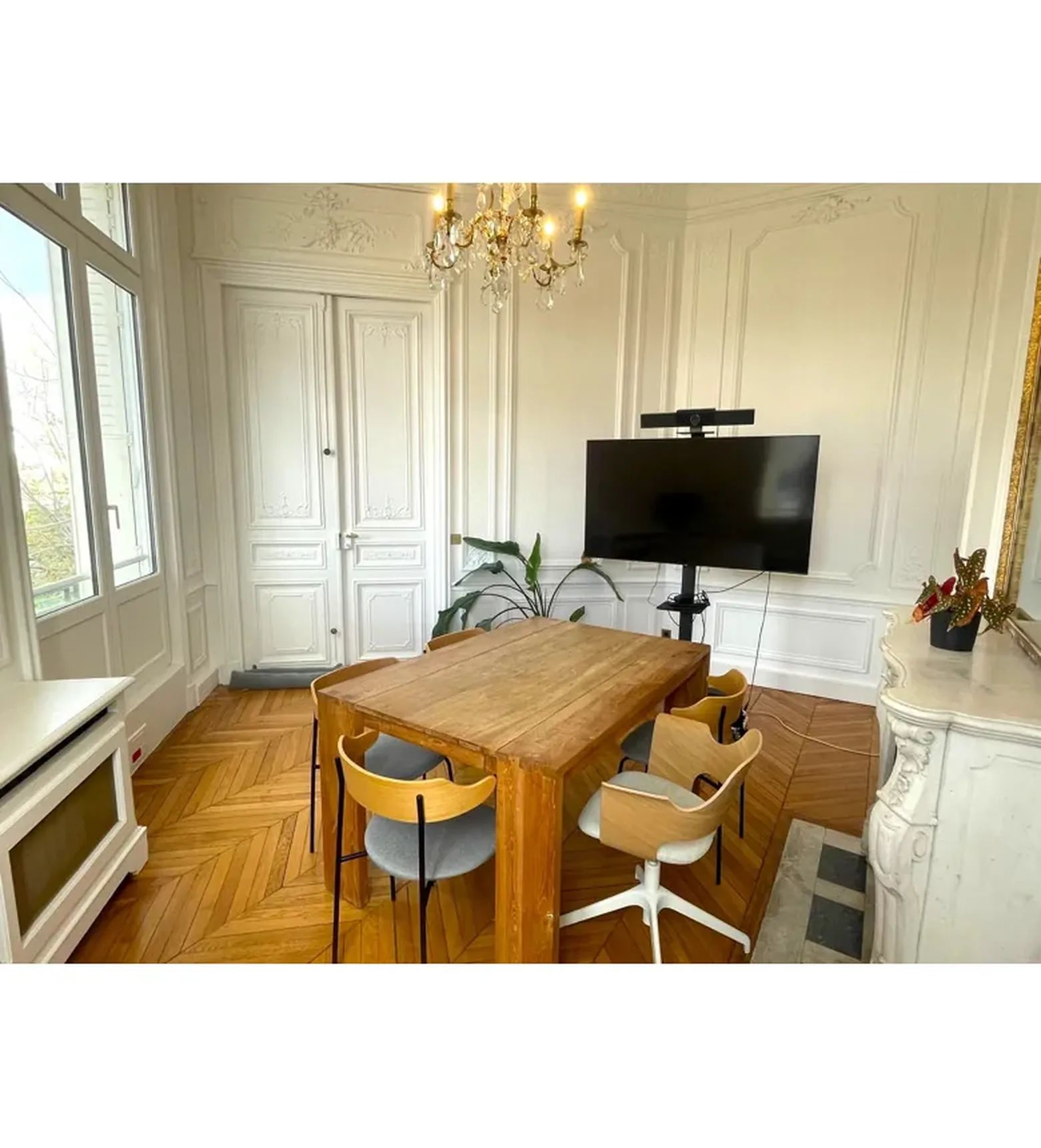 Bureau 20 m² – Paris (75008)