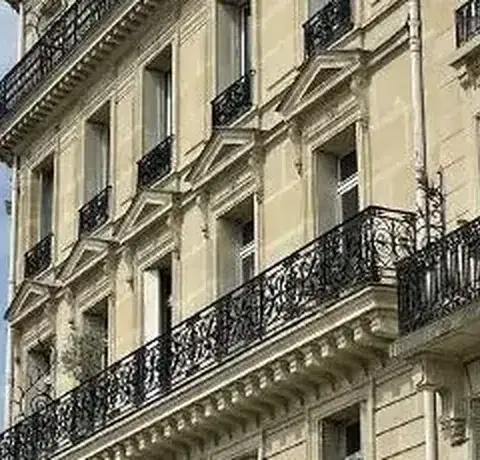 Bureau 20 m² – Paris (75008)