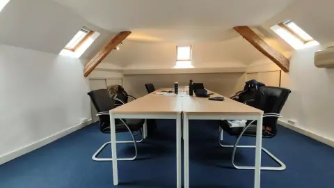 Coworking 180 m² – Suresnes (92150)