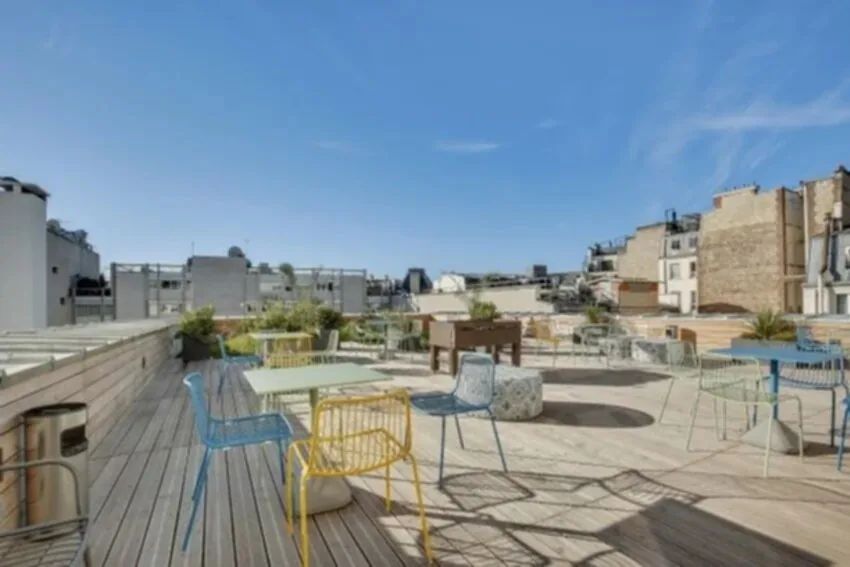 Bureau 563 m² – Paris (75008)