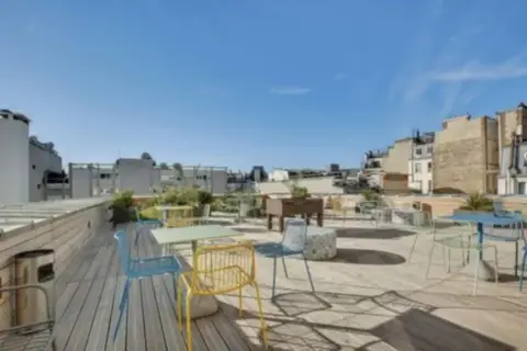 Bureau 563 m² – Paris (75008)